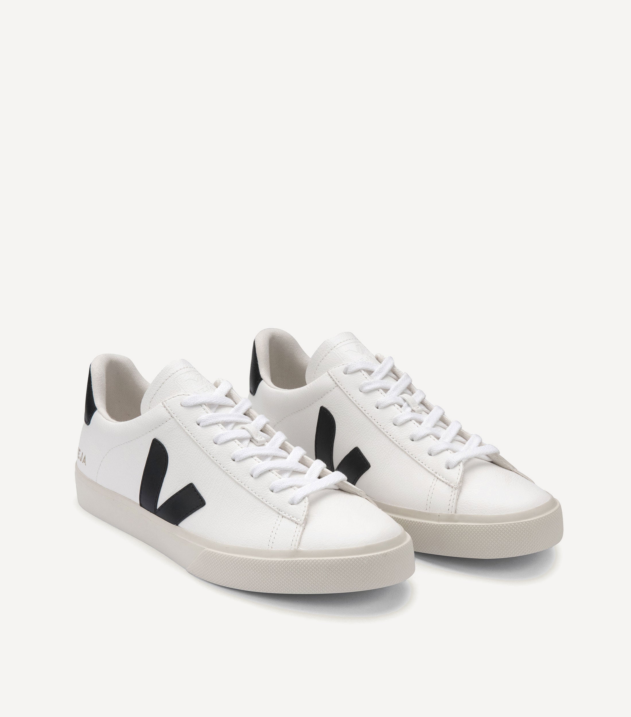 Veja Campo Leather White Black